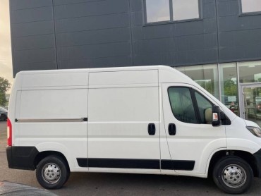 PEUGEOT BOXER FOURGON 